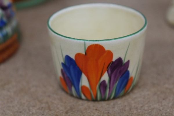 Selection of Clarice Cliff Bizarre range Crocus pattern hand-painted items including two bowls, - Image 9 of 28