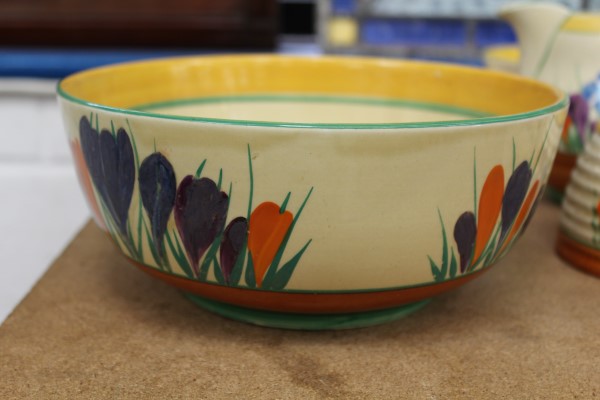 Selection of Clarice Cliff Bizarre range Crocus pattern hand-painted items including two bowls, - Image 26 of 28