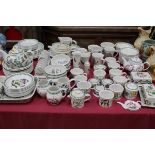 Extensive Portmeirion The Botanic Garden table service (104 pieces)