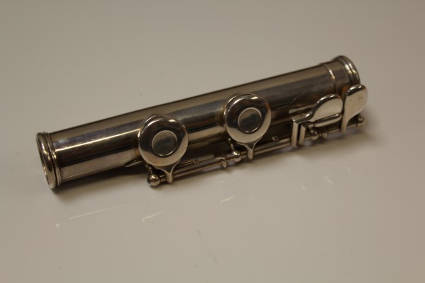 W. M. S. Haynes Company American silver flute, 1947, serial no. - Image 4 of 10