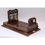 Victorian burr walnut stereographoscope with hinged viewing lens and brass fittings