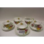 1930s Shelley tea set decorated with pink and yellow roses (22 pieces) CONDITION REPORT Consists