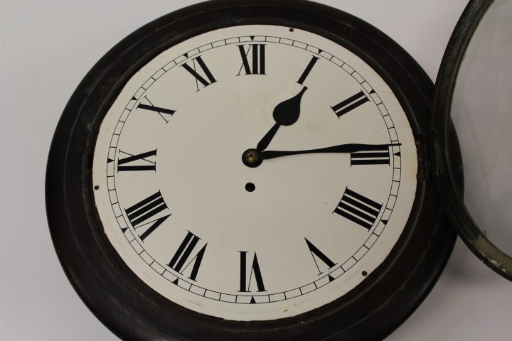 Victorian wall clock with eight day chain fusee movement with twelve inch white dial in a mahogany - Image 5 of 6