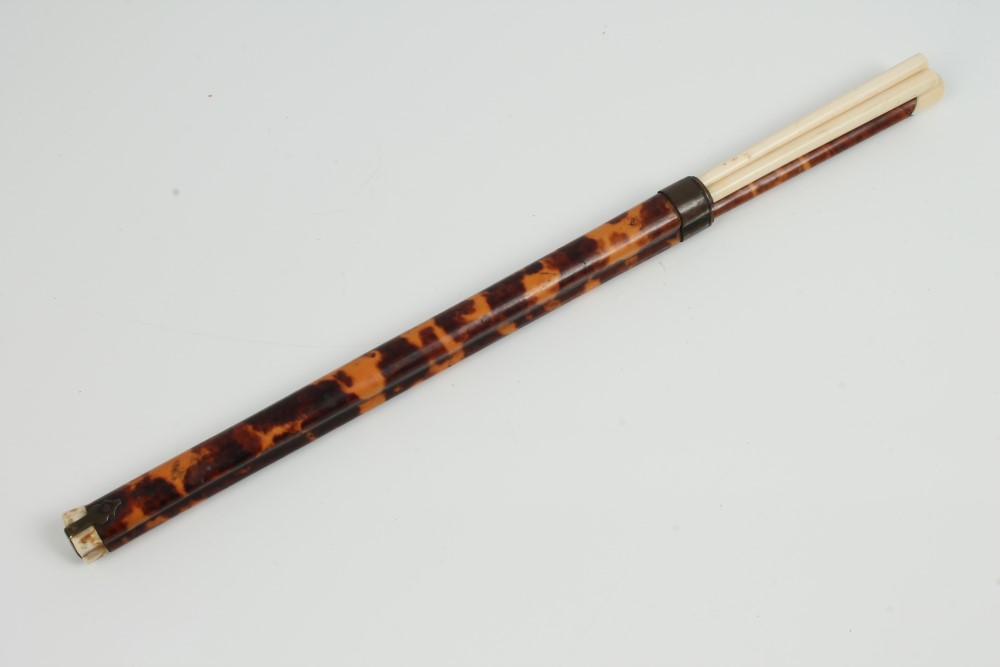 Pair of antique ivory chopsticks, housed within an ivory mounted tortoiseshell case, - Image 5 of 5