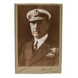 Admiral Lord Jellicoe - signed Presentation black and white portrait photograph of the Great War