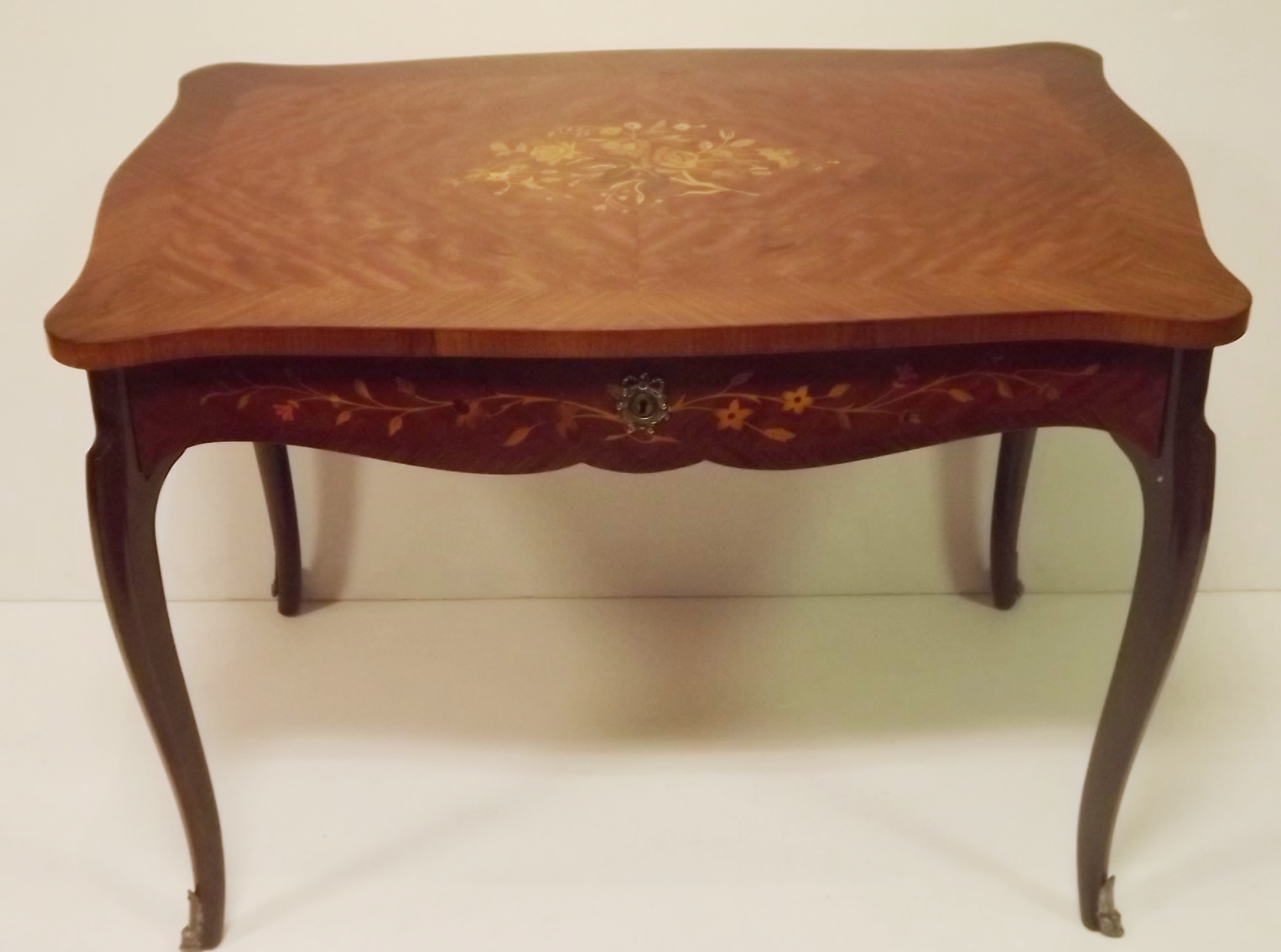 Excellent Quality French Inlaid Kingwood
