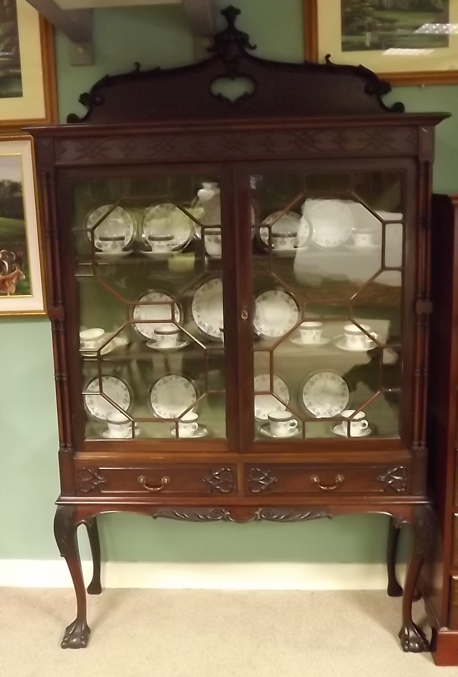 Exceptional Quality Edwardian Mahogany Ball & Claw Display Cabinet