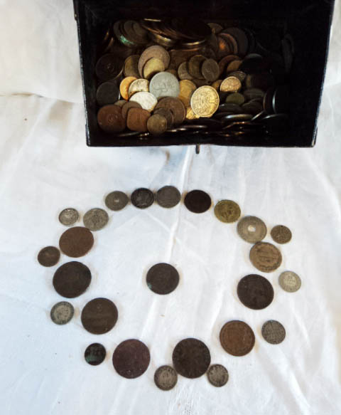 A tin containing antique and later coinage including 1813 Duke of Wellington Peninsula War