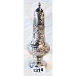 A silver sugar sifter - base Chester 1901, cap unmarked