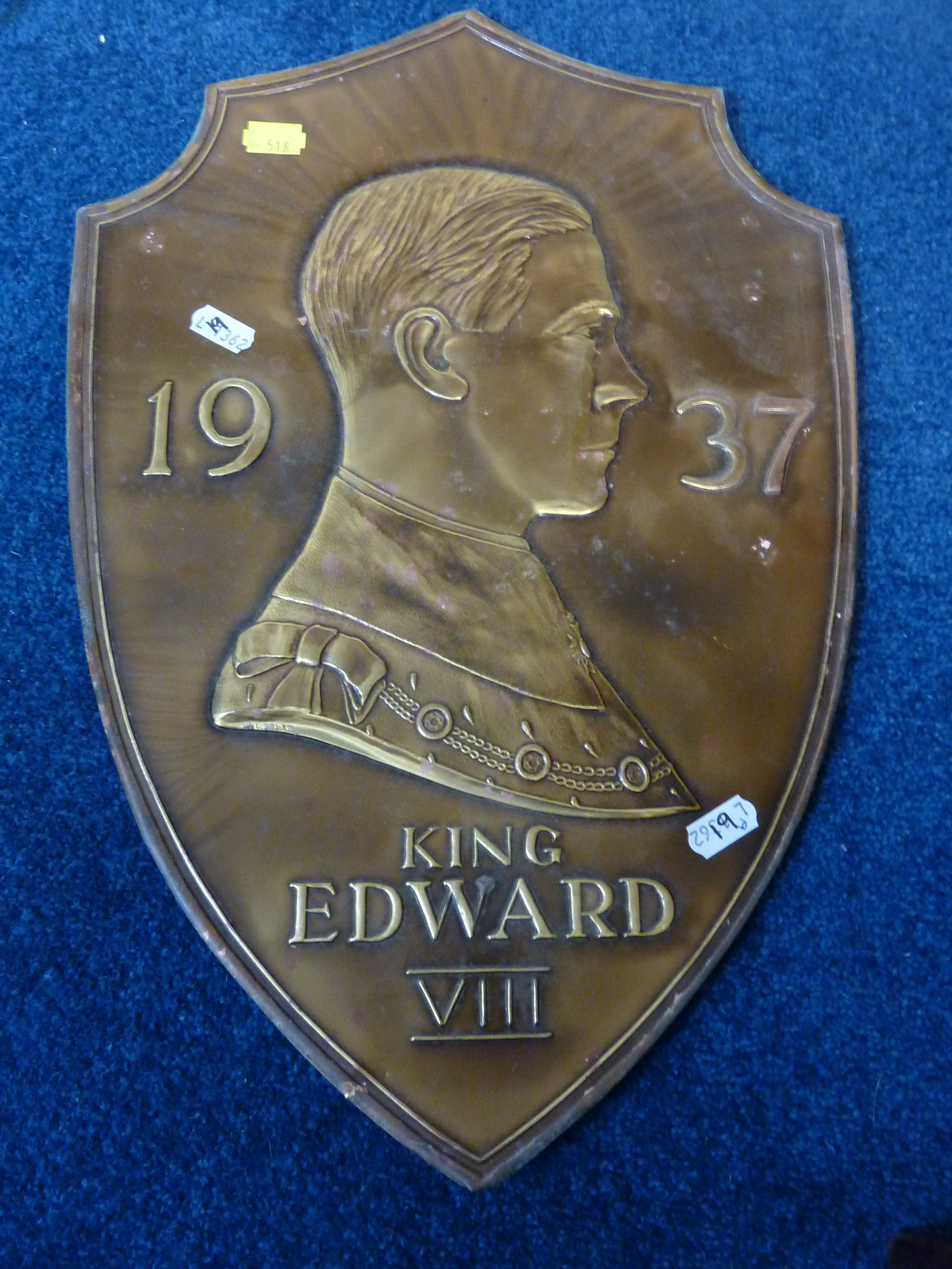 A 1937 ROYAL COMMEMORATIVE PRESSED METAL HERALDIC PLAQUE, King Edward VIII