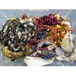 A TUB OF ASSORTED COSTUME JEWELLERY