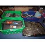 A QUANTITY OF UNBOXED AND ASSORTED SCALEXTRIC ITEMS, to include Austin Healey 3000 car, track and