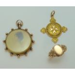 THREE ITEMS OF JEWELLERY, to include a 9ct rose gold Edwardian picture locket, a signet ring and a