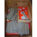 A QUANTITY OF BOXED AND UNBOXED TRI-ANG MINIC MOTORWAYS ITEMS, to include several boxed vehicles,