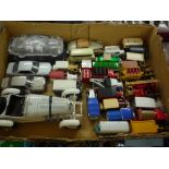 A QUANTITY OF UNBOXED AND ASSORTED MODERN DIECAST VEHICLES, to include NZG, Burago, Corgi and