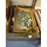 A QUANTITY OF UNBOXED AND ASSORTED PLASTIC FIGURES, ANIMALS AND ACCESSORIES, to include Timpo,