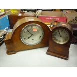 AN ART DECO OAK MANTEL CLOCK, silvered dial and Westminster chiming (key and pendulum) and an