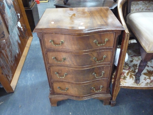 A SMALL MAHOGANY CROSSBANDED SERPENTINE CHEST, of four drawers (s.d.)