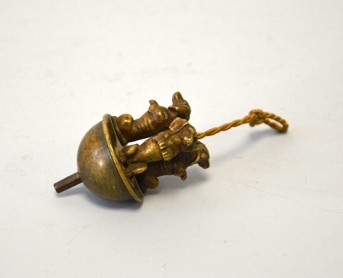 THREE BRONZE FIGURES OF BEGGING DACHSHUNDS, mounted as a bell pull, height approximately 4.5cm - Image 3 of 3