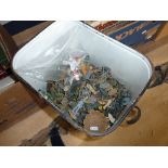 AN ENAMEL BIN CONTAINING A QUANTITY OF ASSORTED PLASTIC SOLDIERS, ANIMALS AND EPHEMERA, to include