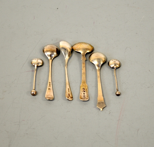 FOUR SILVER CONDIMENT SPOONS, to include Birmingham 1896, 1909, 1793, Chester 1913 and two small - Image 2 of 2