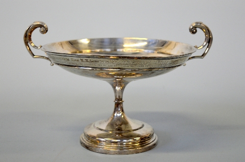 A SILVER TWIN HANDLED TAZZA, Sheffield 1910, Walker & Hall, weight approximately 465g