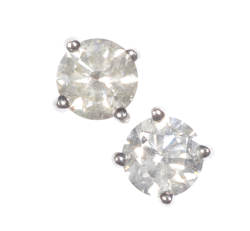 PAIR OF 18 CT WHITE GOLD DIAMOND STUD EARRINGS - Image 2 of 3