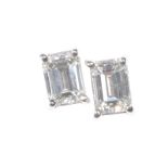 PAIR OF 18 CT WHITE GOLD EMERALD CUT DIAMOND STUD EARRINGS