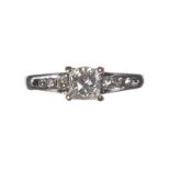 14 CT GOLD DIAMOND SOLITAIRE RING WITH DIAMOND SHOULDERS