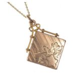 GOLD PLATE LOCKET AND 14 CT ROLLED GOLD CHAIN