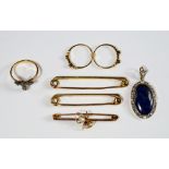 A group of jewellery to include two 15ct bar brooches, of plain form, approx 10.