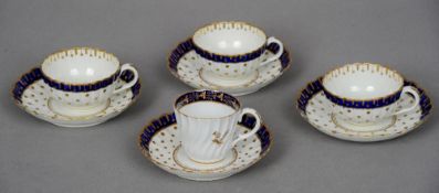 A quantity of Worcester porcelain
Comprising: two trios and eight cups and saucers decorated in the