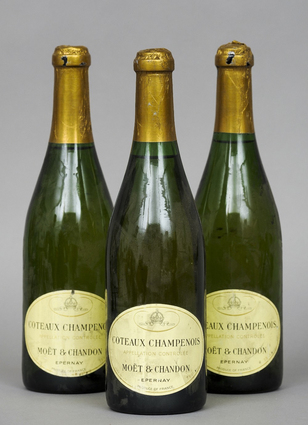 Moet & Chandon Coteaux Champenois
Three bottles.  (3) CONDITION REPORTS: Lower neck levels, slight