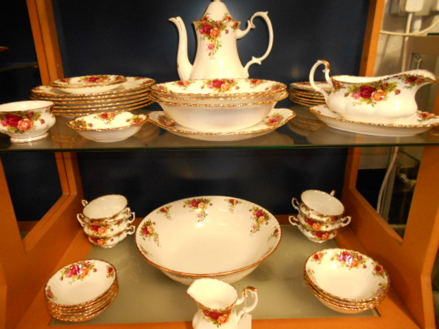 A selection of Royal Albert 'Old Country