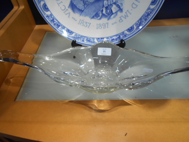 An Italian clear art glass centre piece