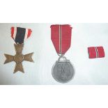 German Wintershelachet 1941/42 medal and