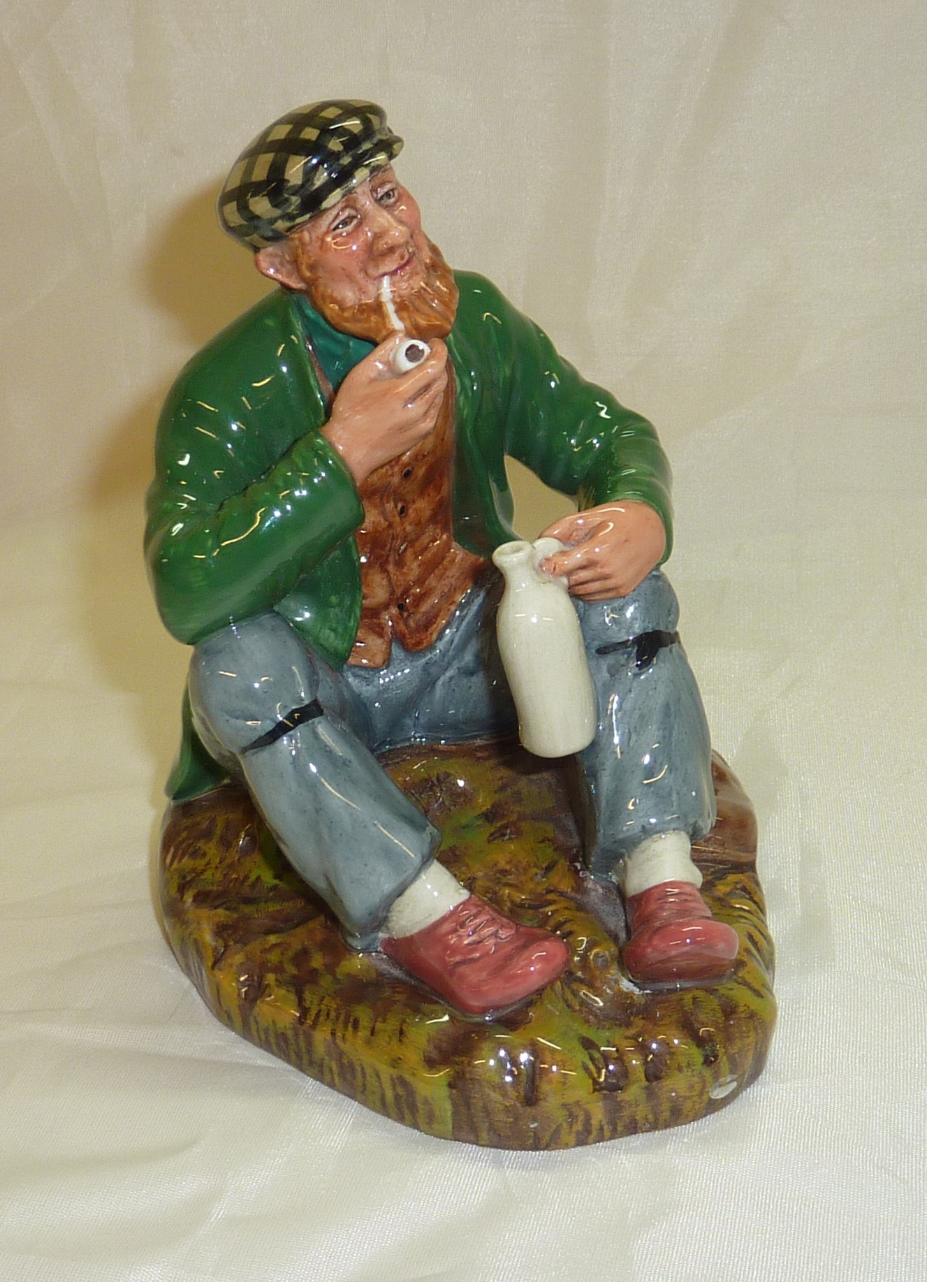 Royal Doulton figure 'The Wayfarer' HN2362