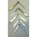 5 various mother of pearl and silver hal