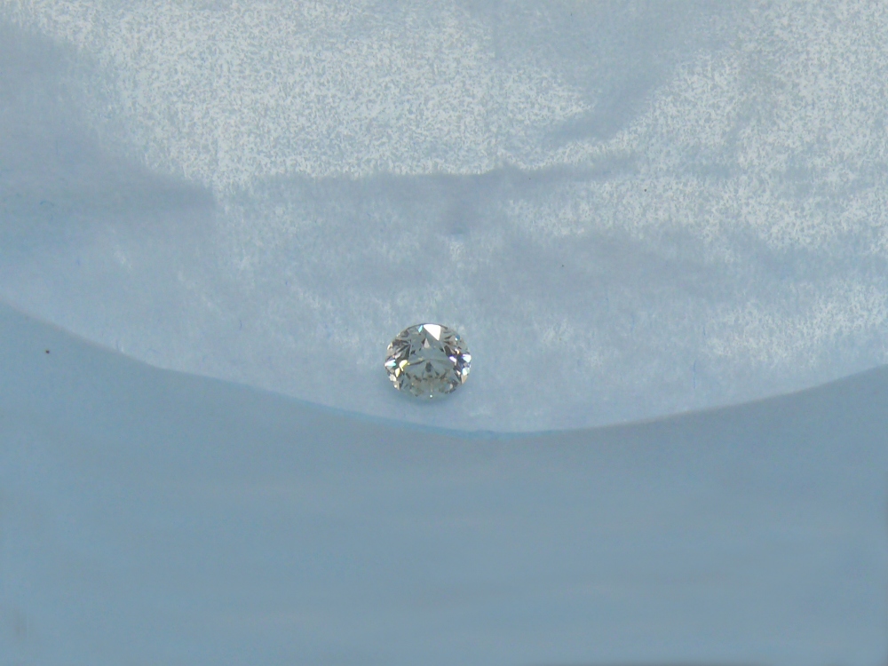 UNMOUNTED DIAMOND Talla brillante (0,52 ct. aprox.). Con certificado gemológico de EGL (European