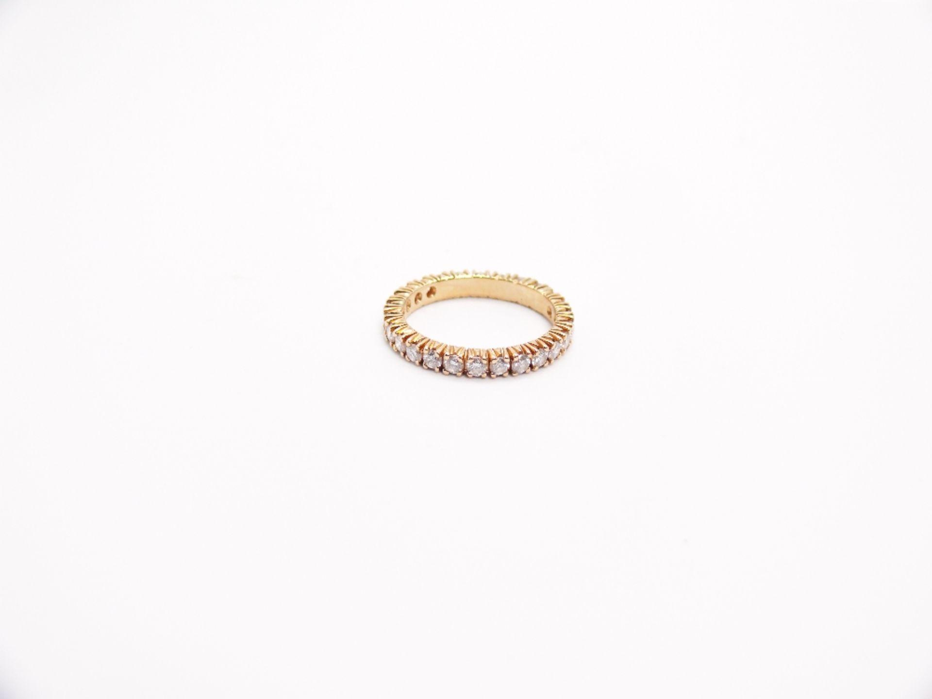 ETERNITY RING Montura en oro de 18 kl. con diamantes talla brillante engastados (1,30 ct. total