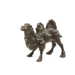 FIGURE OF CAMEL, 20TH CENTURY En bronce, 22x22x7 cm. Starting Price: €80