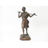 ÉMILE PINEDO (París, 1840-1916). "Arabe en marche", escultura en bronce, 63 cm. alt. Titulada en