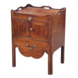 Property of a gentleman - a George III mahogany tray-top commode (see illustration).