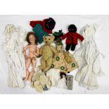 Property of a lady - a quantity of soft toys, dolls & clothing including a Merrythought Golliwog (