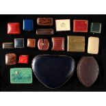 Property of a lady of title - a quantity of empty jewellery boxes, including examples from J.