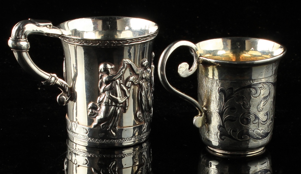 Property of a deceased estate - a good quality early 19th century Russian silver vodka cup,