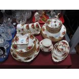 Royal Albert "Old Country Roses" Dinner Ware, comprising six 26cms diameter plates 2nd quality, nine