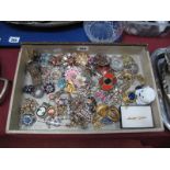 Assorted Costume Brooches, including flowers etc :- One Tray