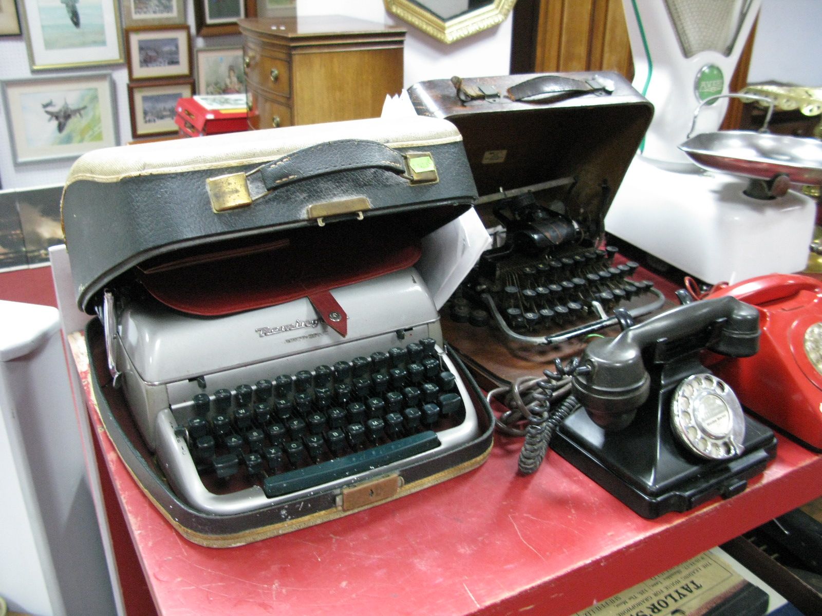 An Early XX Century Oak Cased American Blickensderfer Typewriter, model 7, and a circa 1960's