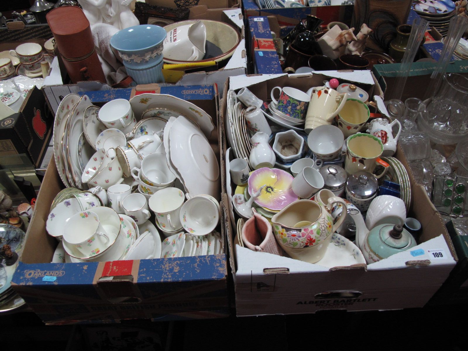 A Quantity of Victorian and Later Tea and Dinnerware, Victoria china part tea service, egg coddlers,